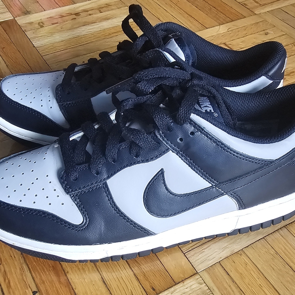 Nike Dunk Low Size 7Y